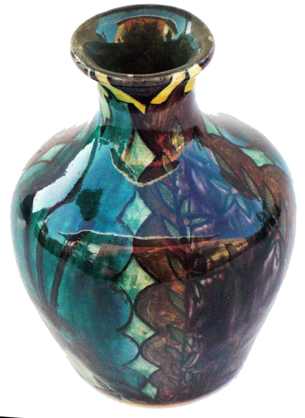 Nr.: 100, Reeds verkocht : sieraardewerk van Brantjes, Omschrijving: Plateel Vaas, Hoog 11,1 cm Breed 8,4 cm, Periode: Jaar 1896, Schilder : KD, 