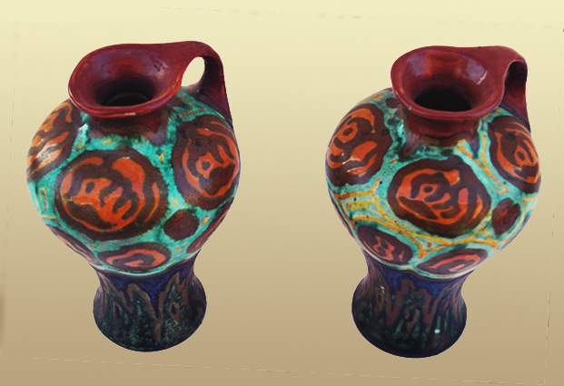 Nr.: 116, Te koop aangeboden sieraardewerk van Schoonhoven, Omschrijving: stel Plateel Vazen, Hoog 14,5 cm Breed 9,2 cm, Periode: Jaar 1920-heden, Schilder : Onbekend, 