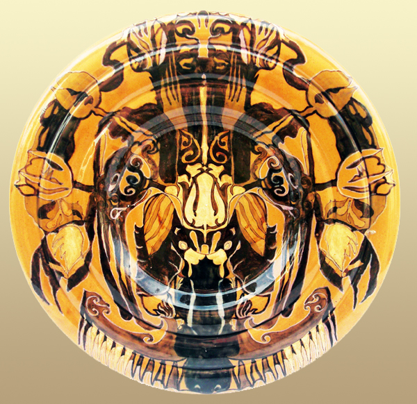 Nr.: 31, Reeds verkocht : sieraardewerk van Rozenburg, Omschrijving: colenbrander Plateel Bord, Diameter 37,8 cm Hoog 3,7 cm, Periode: Jaar 1889, Schilder : Onbekend, 