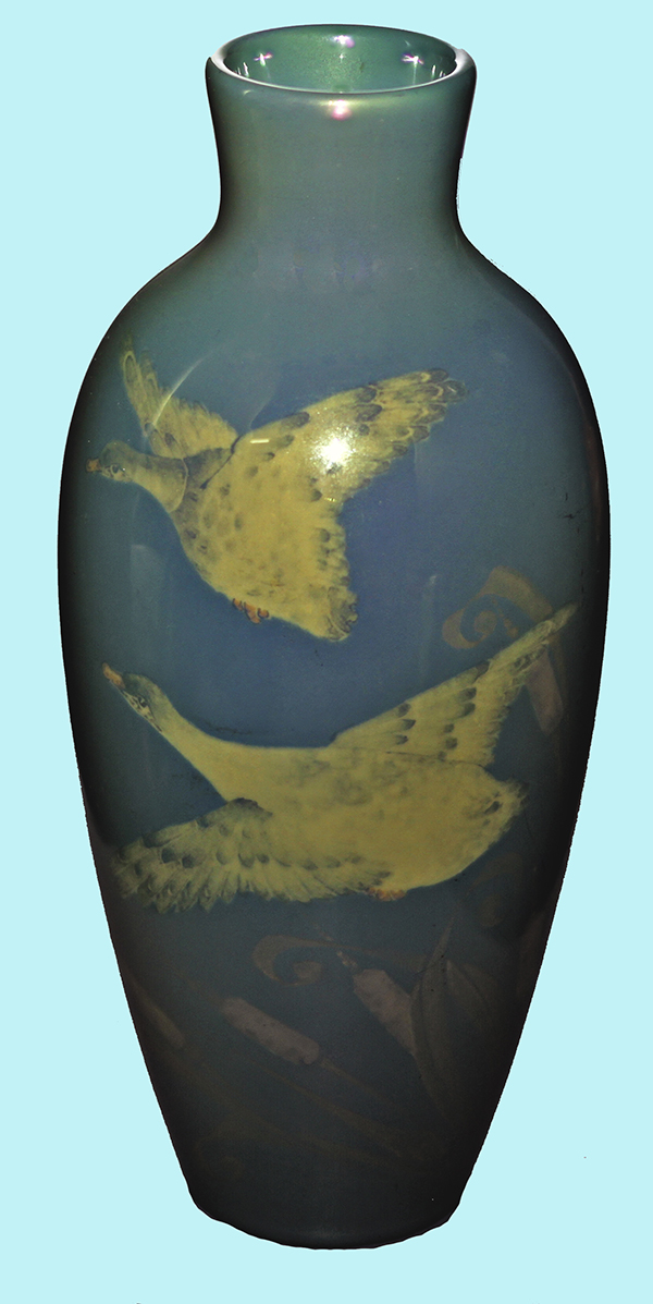 Nr.: 42, Reeds verkocht :  sieraardewerk van St Lukas, Omschrijving: Plateel Vaas, Hoog 19,3 cm Breed 8,6 cm, Periode: Jaar 1909-1933, Schilder : Onbekend, 