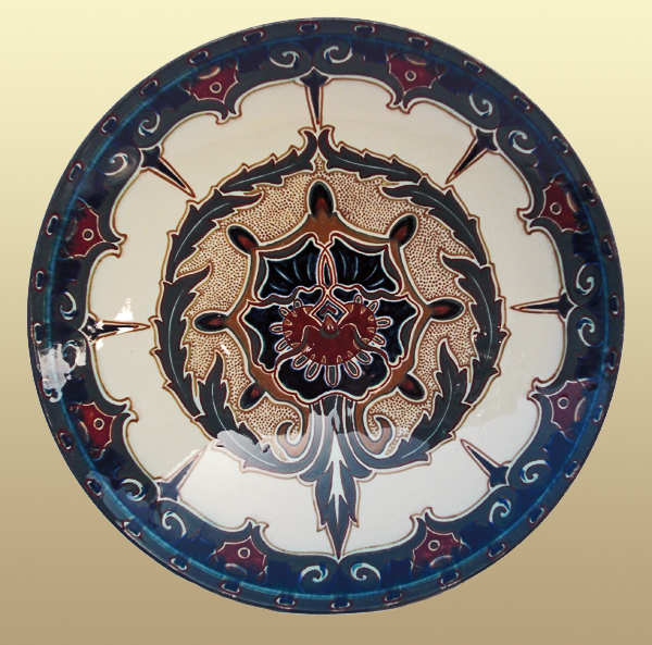 Nr.: 78, Te koop aangeboden sieraardewerk van Rozenburg, Omschrijving: (juliana) Plateel Bord, Diameter 22,8 cm , Periode: Jaar 1910, Schilder : BT, 